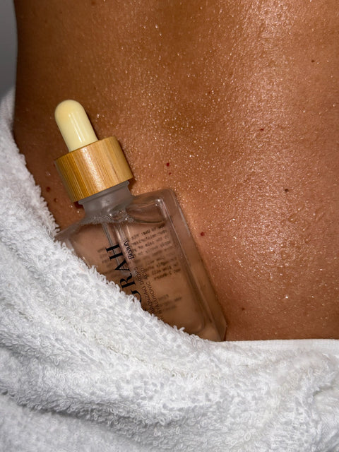 Hyaluronic Bronzing Drops: drop, mix, glow